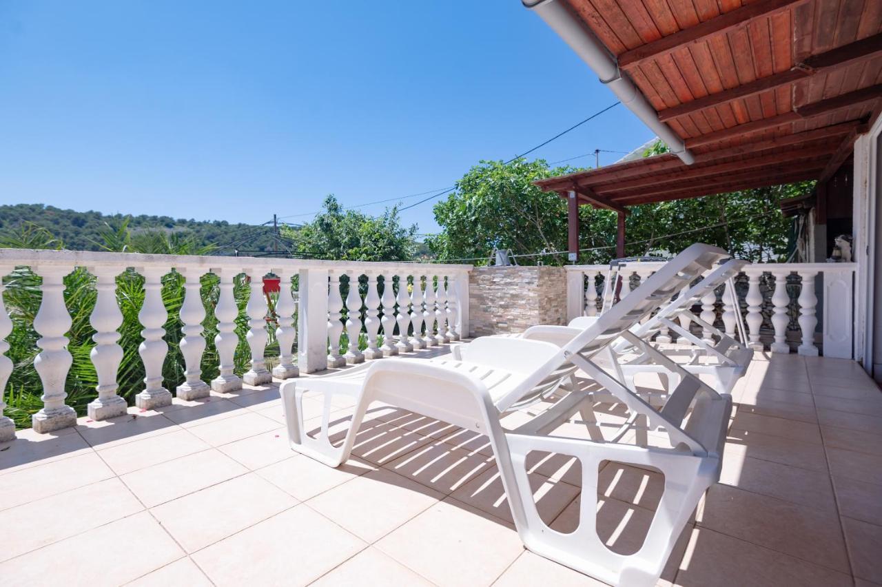 Apartments Ruza Dragove Dugi Otok エクステリア 写真